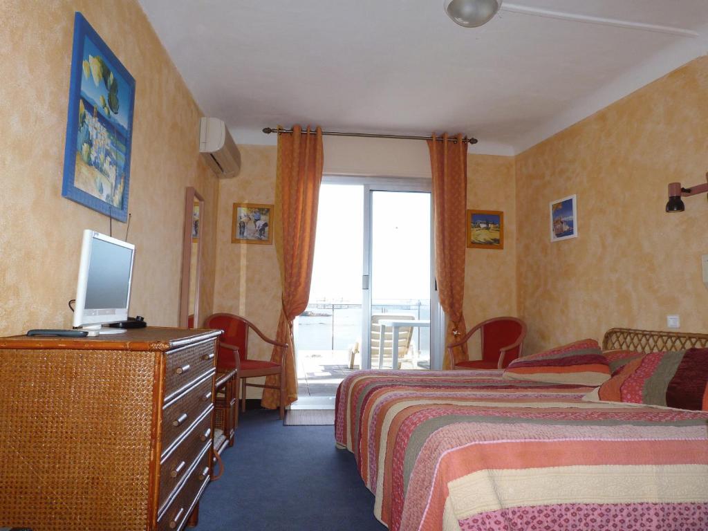 Hotel La Caravelle Fréjus Pokój zdjęcie