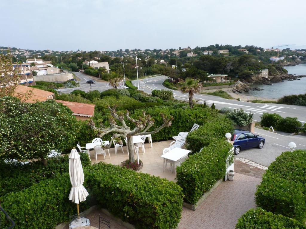 Hotel La Caravelle Fréjus Zewnętrze zdjęcie
