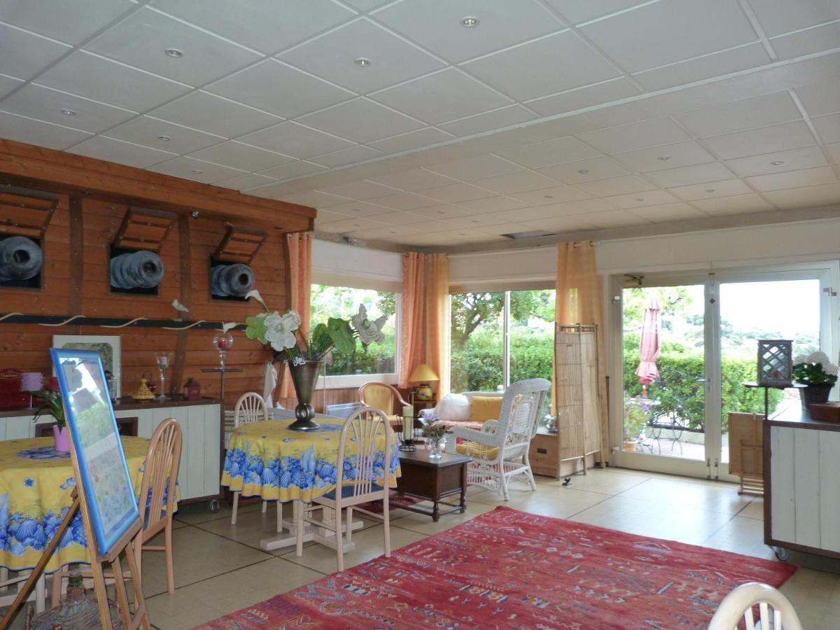 Hotel La Caravelle Fréjus Zewnętrze zdjęcie